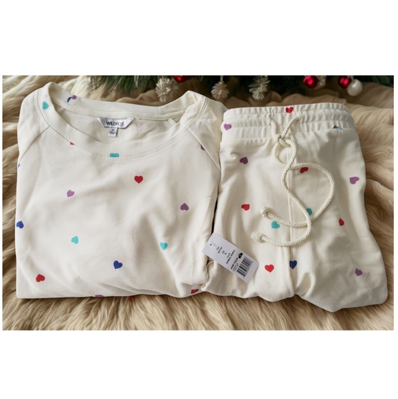 WILDFOX Cream Pajama Set with Multicolor Hearts - Picture 4 of 5